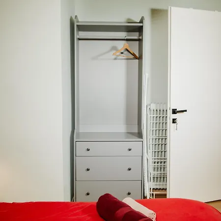 Apartment Modern Oasis In Fokionos Negri Athens