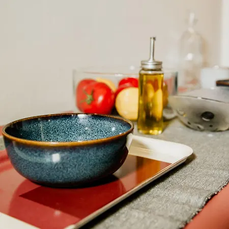 Apartment Modern Oasis In Fokionos Negri Athens