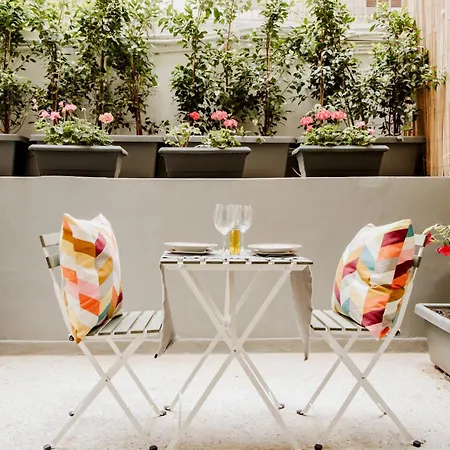 Modern Oasis In Fokionos Negri Apartment Athens