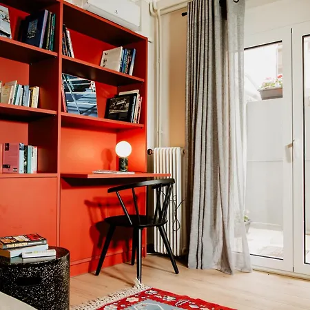 Modern Oasis In Fokionos Negri *